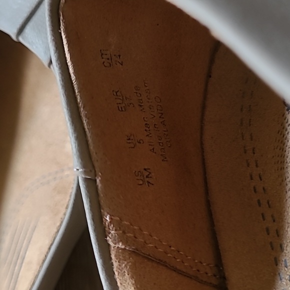 Natural soul flats tan size 7 womens - Picture 3 of 4